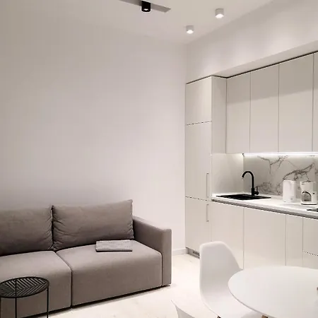 Modern Studio In Heart Of Apartment