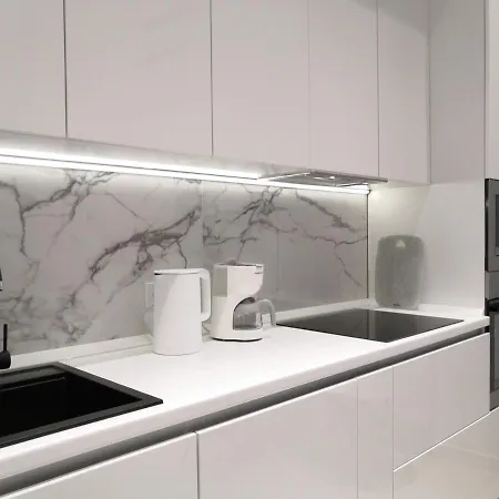 Apartment Modern Studio In Heart Of *